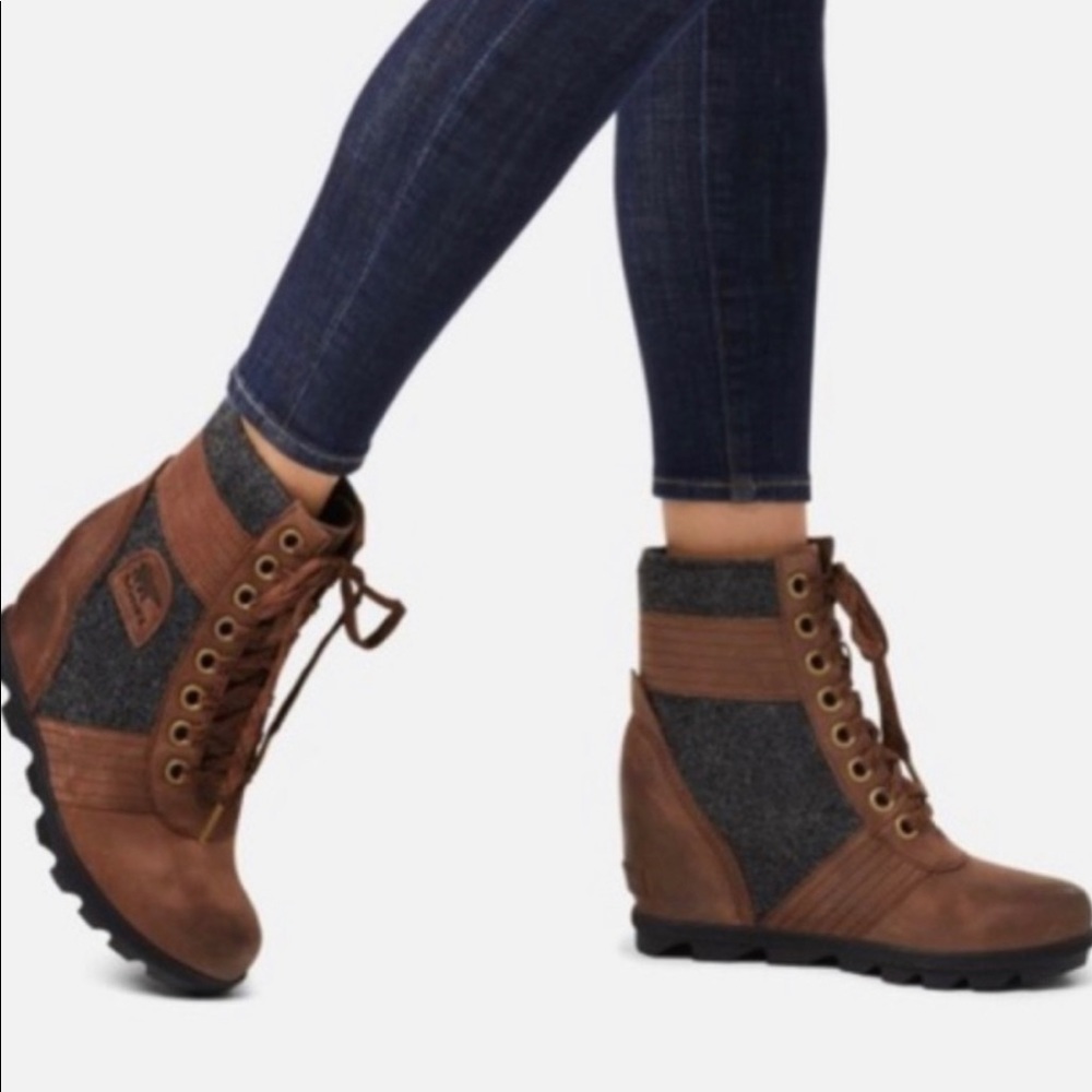 NEW SOREL LEXIE WEDGE BOOTS- Waterproof- L…